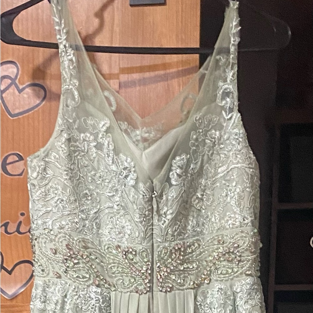 JJ’s House Formal Dress